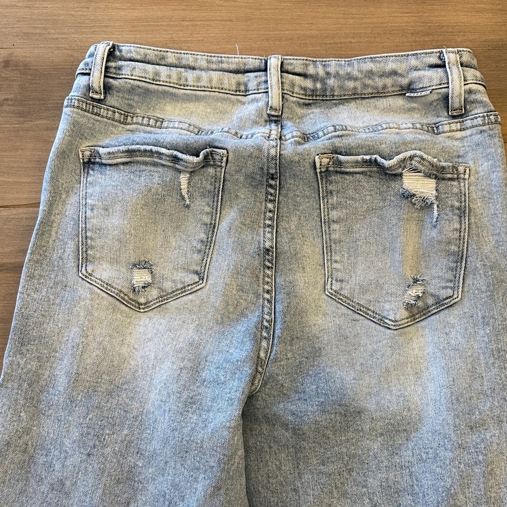 RISEN Light Wash Women's Jeans with Distressed Knees - Picture 6 of 10